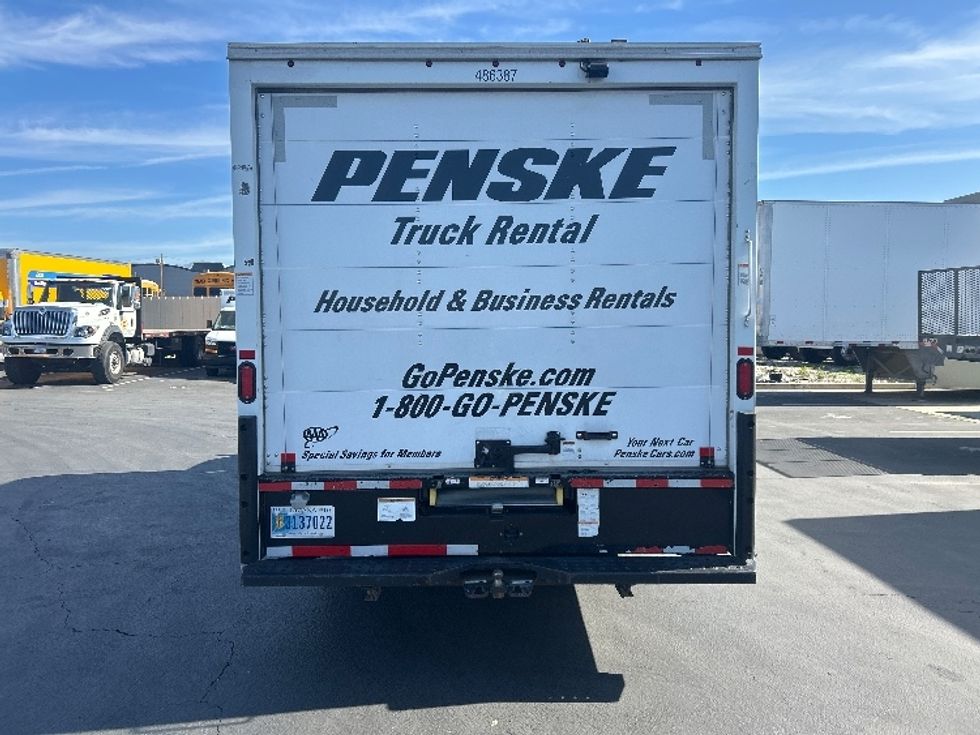 Light Duty Box Truck-Light and Medium Duty Trucks-Ford-2022-E350-Sun Valley-CA-134,559\n\t\tmiles-$ 26,250 - Image 7