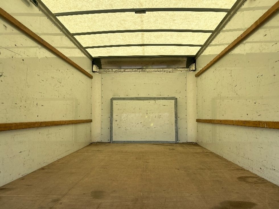 Light Duty Box Truck-Light and Medium Duty Trucks-Ford-2022-E350-Sun Valley-CA-134,559\n\t\tmiles-$ 26,250 - Image 8