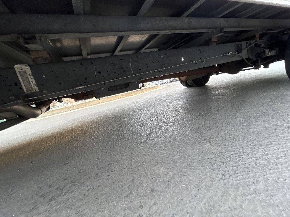 Light Duty Box Truck-Light and Medium Duty Trucks-Ford-2022-E350-Sun Valley-CA-75,704\n\t\tmiles-$ 31,500 - Image 5