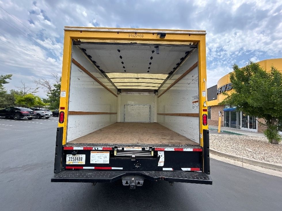 Light Duty Box Truck-Light and Medium Duty Trucks-Ford-2022-E350-Sun Valley-CA-75,704\n\t\tmiles-$ 31,500 - Image 8