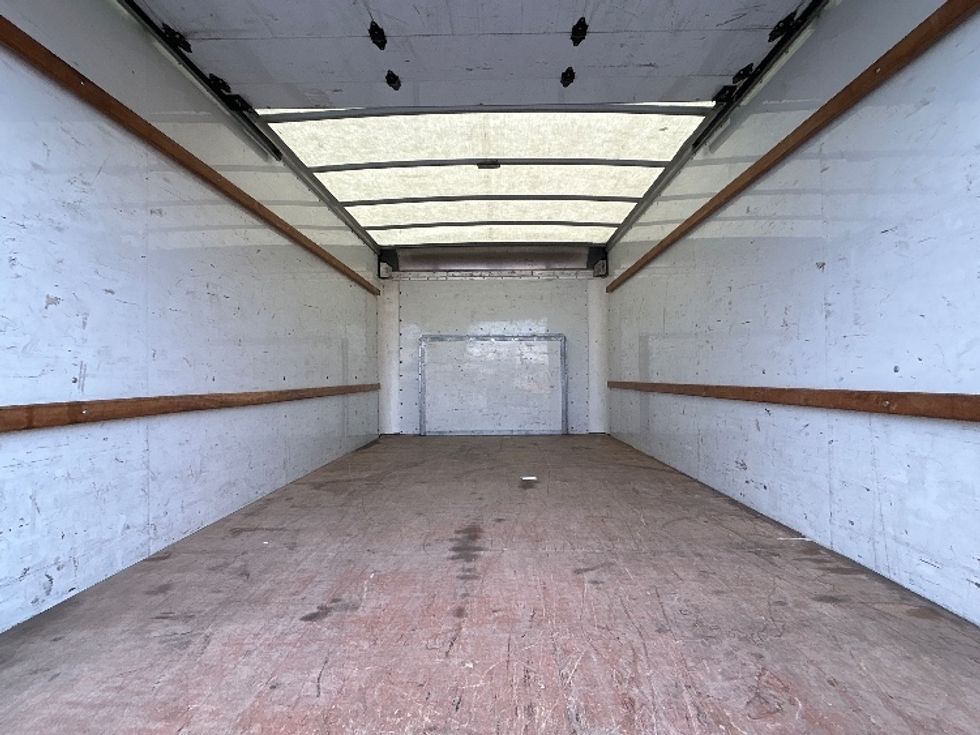 Light Duty Box Truck-Light and Medium Duty Trucks-Ford-2022-E350-Sun Valley-CA-80,295\n\t\tmiles-$ 34,500 - Image 10