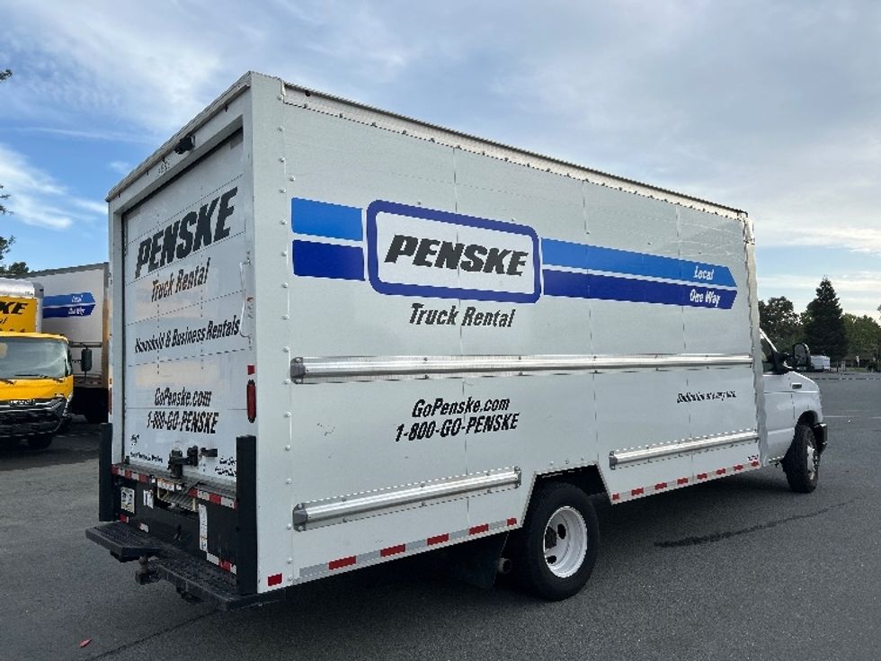 Light Duty Box Truck-Light and Medium Duty Trucks-Ford-2022-E350-Sun Valley-CA-80,295\n\t\tmiles-$ 34,500 - Image 13