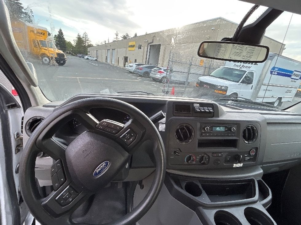 Light Duty Box Truck-Light and Medium Duty Trucks-Ford-2022-E350-Sun Valley-CA-80,295\n\t\tmiles-$ 34,500 - Image 18