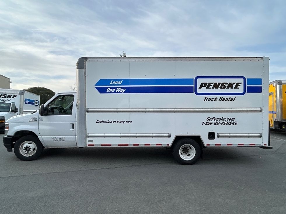 Light Duty Box Truck-Light and Medium Duty Trucks-Ford-2022-E350-Sun Valley-CA-80,295\n\t\tmiles-$ 34,500 - Image 4