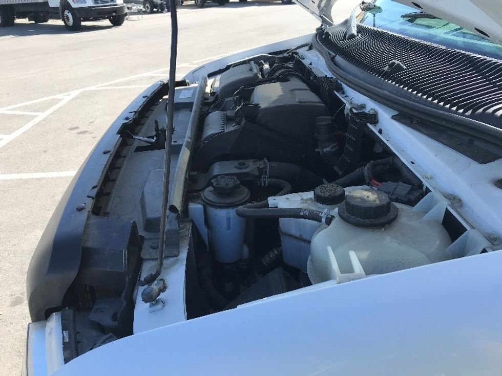 Light Duty Box Truck-Light and Medium Duty Trucks-Ford-2022-E350-Sun Valley-CA-88,444\n\t\tmiles-$ 33,750 - Image 24