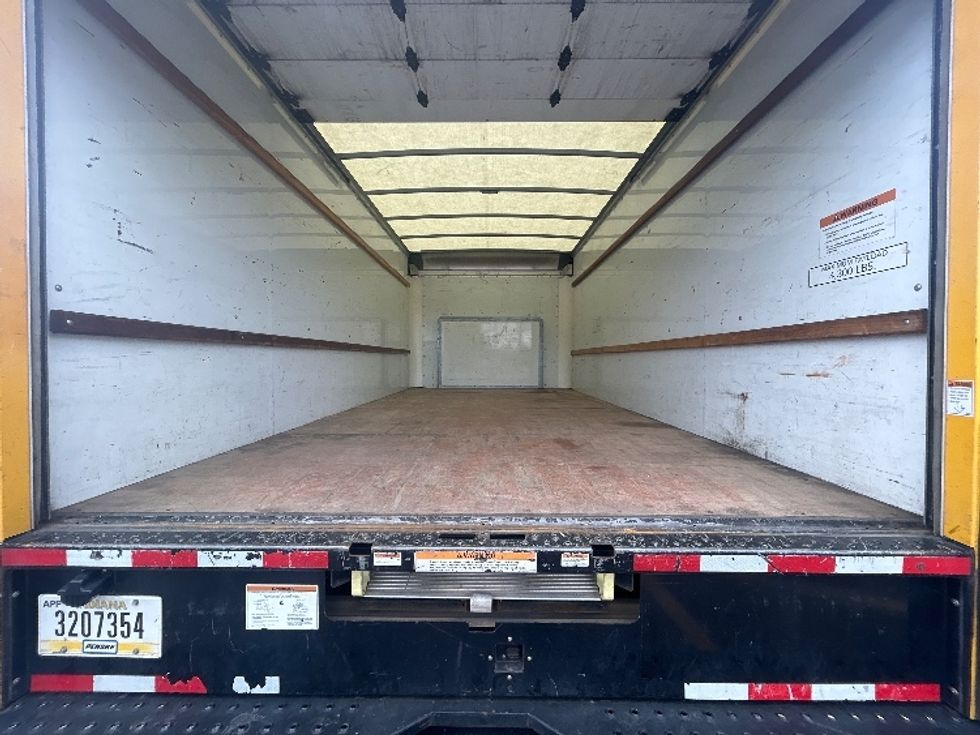 Light Duty Box Truck-Light and Medium Duty Trucks-Ford-2022-E350-Swedesboro-NJ-116,706\n\t\tmiles-$ 24,500 - Image 9