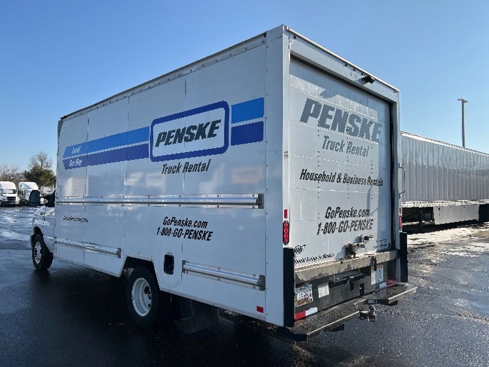 Light Duty Box Truck-Light and Medium Duty Trucks-Ford-2022-E350-Swedesboro-NJ-66,502\n\t\tmiles-$ 39,250 - Image 6