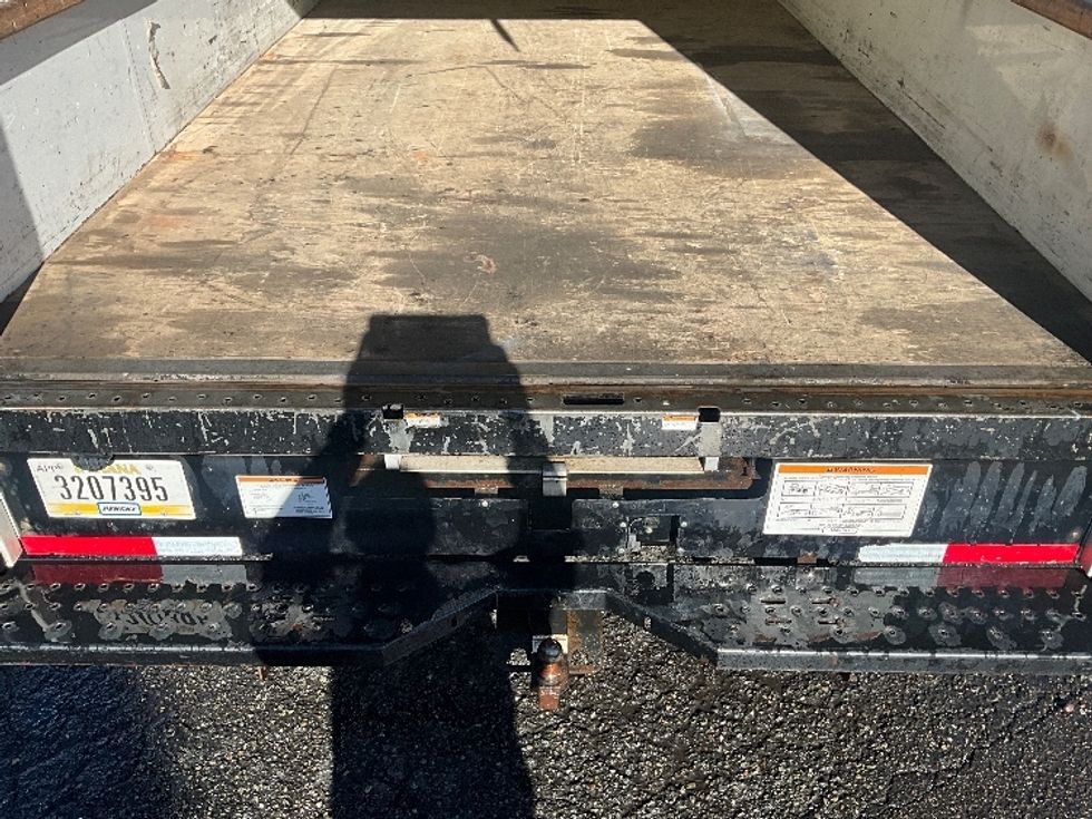 Light Duty Box Truck-Light and Medium Duty Trucks-Ford-2022-E350-Tacoma-WA-107,560\n\t\tmiles-$ 30,250 - Image 10