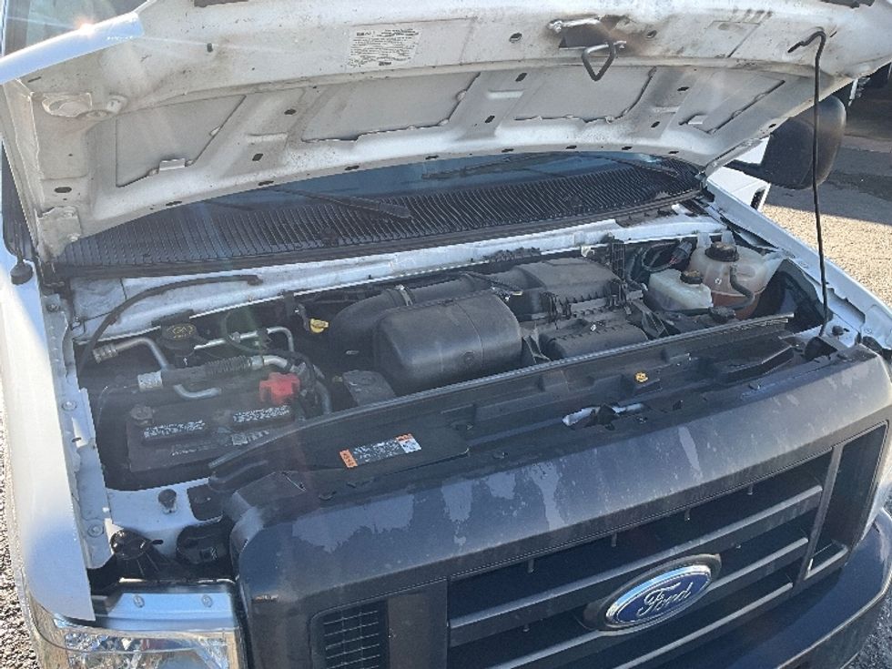 Light Duty Box Truck-Light and Medium Duty Trucks-Ford-2022-E350-Tacoma-WA-107,560\n\t\tmiles-$ 30,250 - Image 23