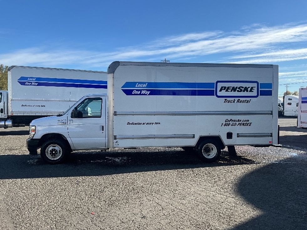 Light Duty Box Truck-Light and Medium Duty Trucks-Ford-2022-E350-Tacoma-WA-107,560\n\t\tmiles-$ 30,250 - Image 4