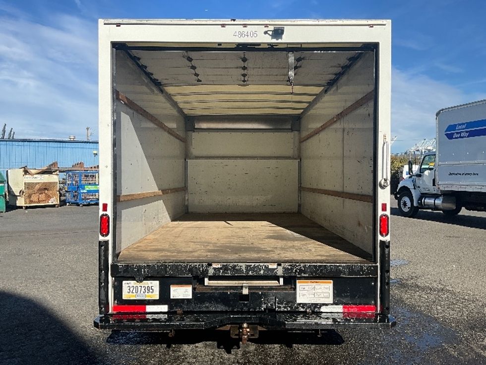 Light Duty Box Truck-Light and Medium Duty Trucks-Ford-2022-E350-Tacoma-WA-107,560\n\t\tmiles-$ 30,250 - Image 8