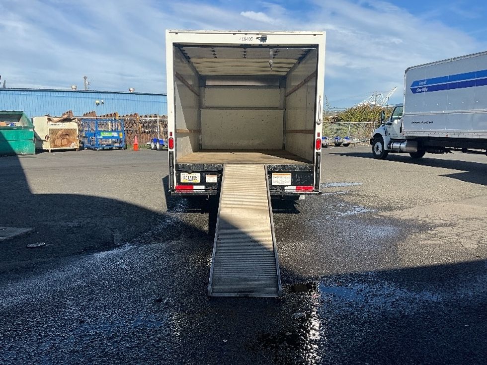 Light Duty Box Truck-Light and Medium Duty Trucks-Ford-2022-E350-Tacoma-WA-107,560\n\t\tmiles-$ 30,250 - Image 9