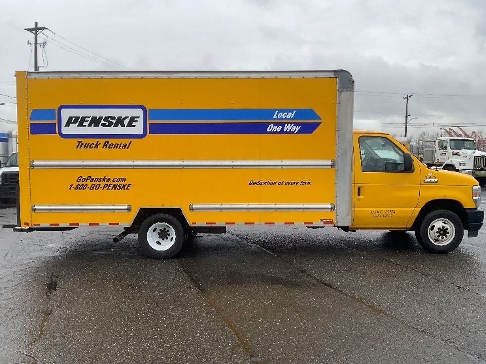 Light Duty Box Truck-Light and Medium Duty Trucks-Ford-2022-E350-Tacoma-WA-113,525\n\t\tmiles-$ 26,250 - Image 15