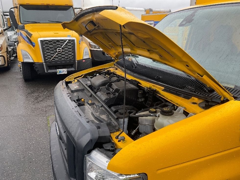 Light Duty Box Truck-Light and Medium Duty Trucks-Ford-2022-E350-Tacoma-WA-83,362\n\t\tmiles-$ 31,500 - Image 23