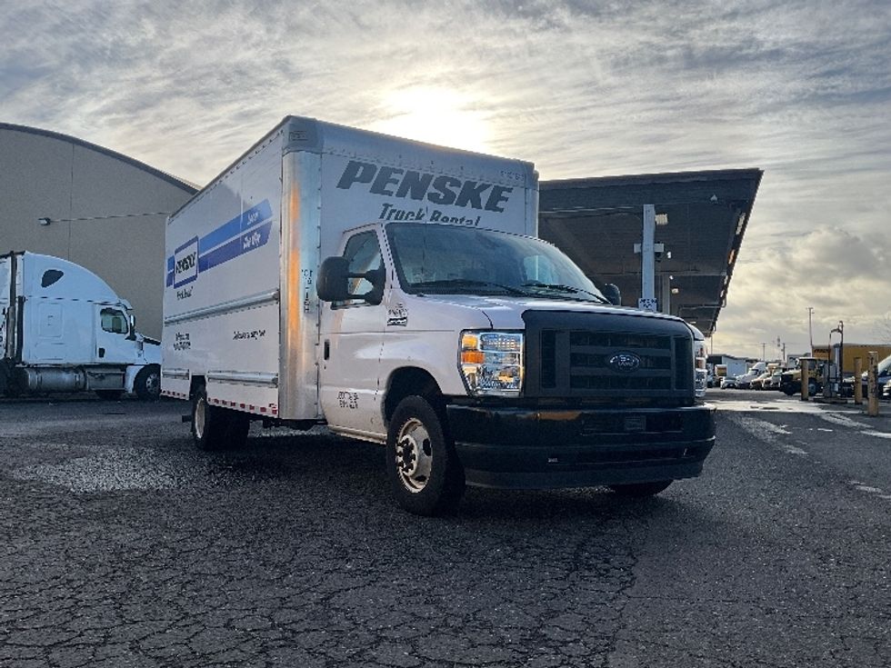 Light Duty Box Truck-Light and Medium Duty Trucks-Ford-2022-E350-Tacoma-WA-90,325\n\t\tmiles-$ 33,500 - Image 1