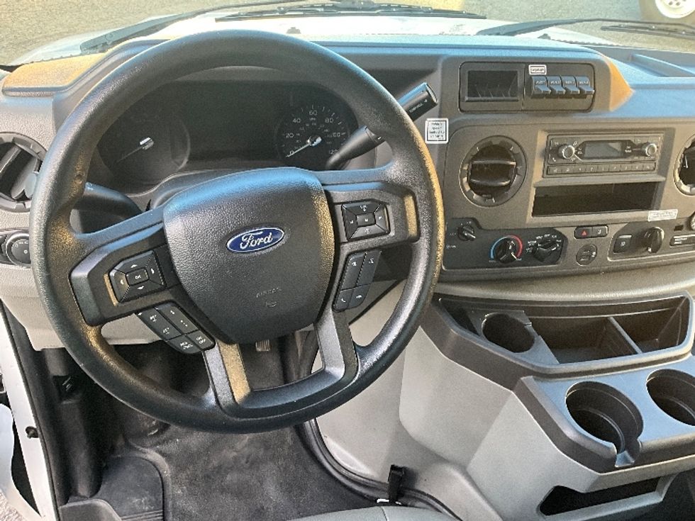 Light Duty Box Truck-Light and Medium Duty Trucks-Ford-2022-E350-Tacoma-WA-90,325\n\t\tmiles-$ 33,500 - Image 18