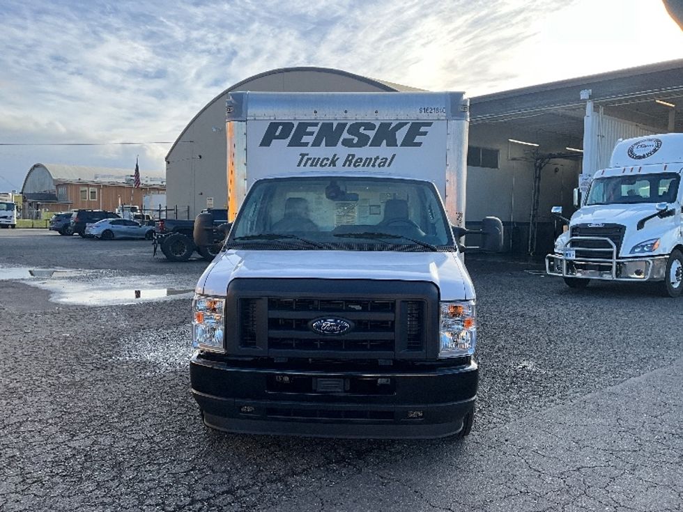 Light Duty Box Truck-Light and Medium Duty Trucks-Ford-2022-E350-Tacoma-WA-90,325\n\t\tmiles-$ 33,500 - Image 2