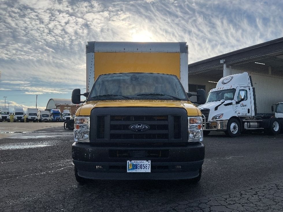 Light Duty Box Truck-Light and Medium Duty Trucks-Ford-2022-E350-Tacoma-WA-91,742\n\t\tmiles-$ 29,750 - Image 2