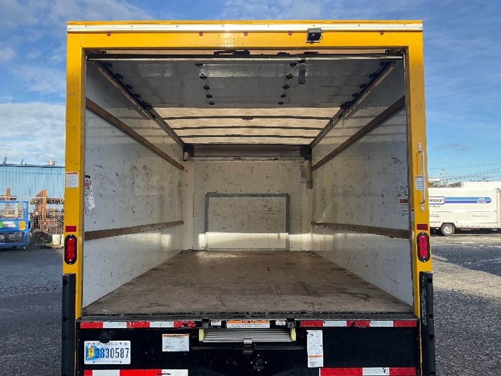 Light Duty Box Truck-Light and Medium Duty Trucks-Ford-2022-E350-Tacoma-WA-91,742\n\t\tmiles-$ 29,750 - Image 8