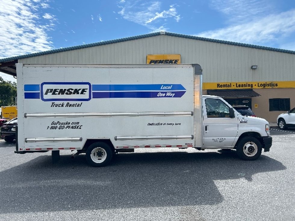 Light Duty Box Truck-Light and Medium Duty Trucks-Ford-2022-E350-Tallahassee-FL-102,137\n\t\tmiles-$ 31,000 - Image 14