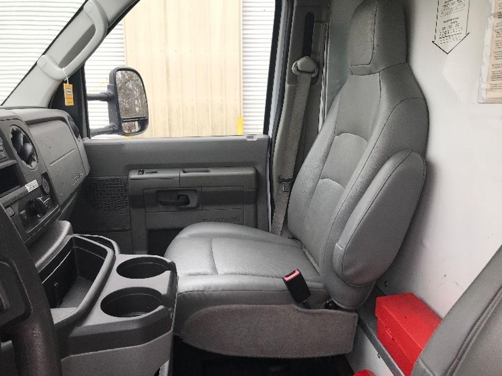 Light Duty Box Truck-Light and Medium Duty Trucks-Ford-2022-E350-Tallahassee-FL-102,137\n\t\tmiles-$ 31,000 - Image 18