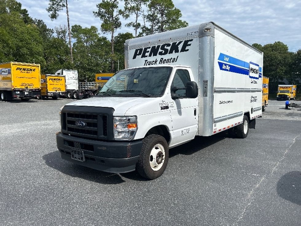 Light Duty Box Truck-Light and Medium Duty Trucks-Ford-2022-E350-Tallahassee-FL-102,137\n\t\tmiles-$ 31,000 - Image 3