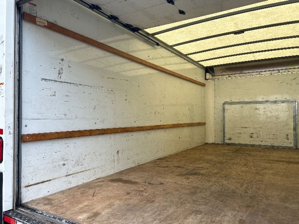 Light Duty Box Truck-Light and Medium Duty Trucks-Ford-2022-E350-Tallahassee-FL-95,308\n\t\tmiles-$ 32,250 - Image 10