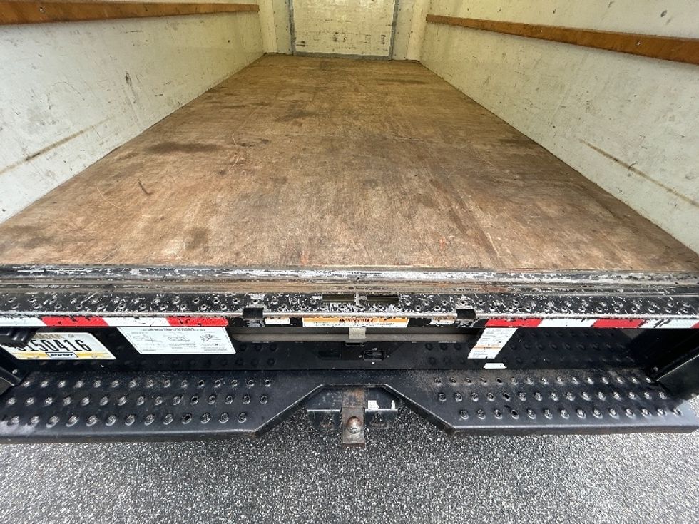 Light Duty Box Truck-Light and Medium Duty Trucks-Ford-2022-E350-Tallahassee-FL-95,308\n\t\tmiles-$ 32,250 - Image 9