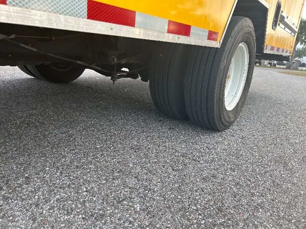 Light Duty Box Truck-Light and Medium Duty Trucks-Ford-2022-E350-Tampa-FL-101,058\n\t\tmiles-$ 29,000 - Image 5