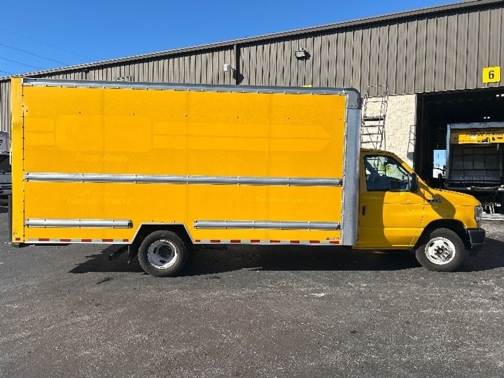 Light Duty Box Truck-Light and Medium Duty Trucks-Ford-2022-E350-Tampa-FL-101,185\n\t\tmiles-$ 29,000 - Image 13