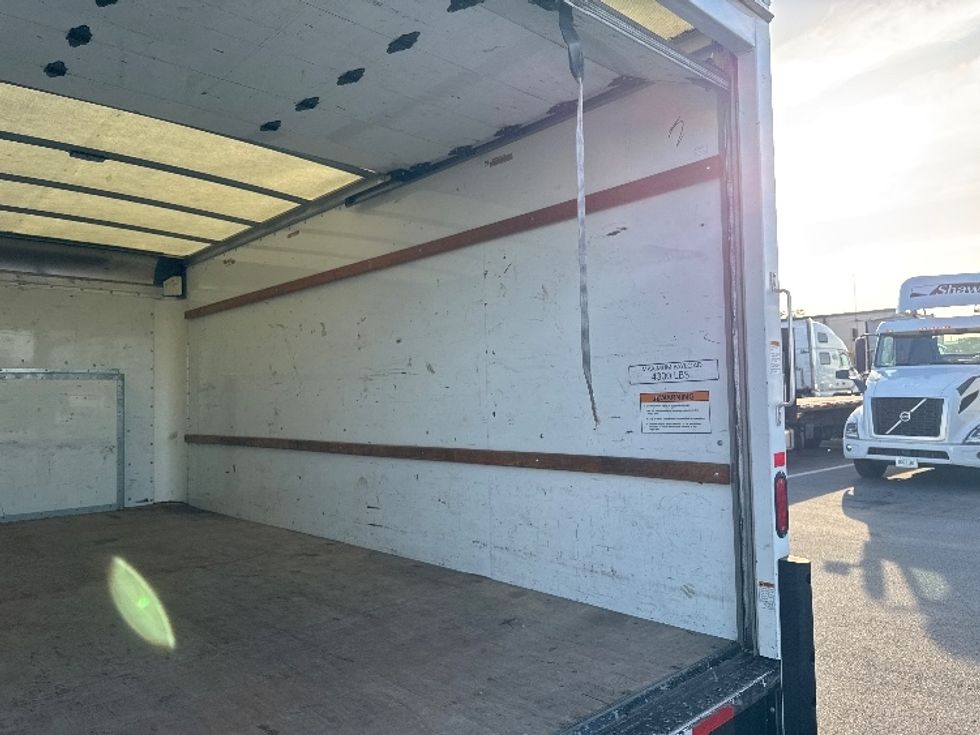 Light Duty Box Truck-Light and Medium Duty Trucks-Ford-2022-E350-Tampa-FL-103,988\n\t\tmiles-$ 30,750 - Image 11