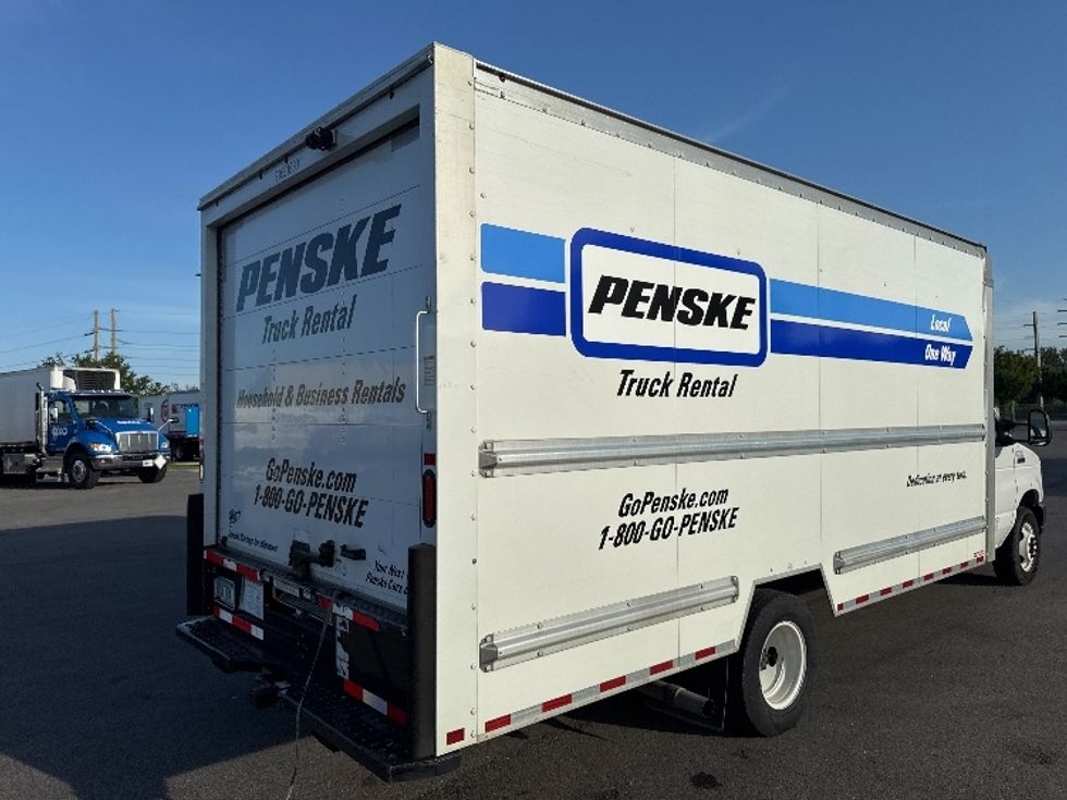 Light Duty Box Truck-Light and Medium Duty Trucks-Ford-2022-E350-Tampa-FL-103,988\n\t\tmiles-$ 30,750 - Image 12