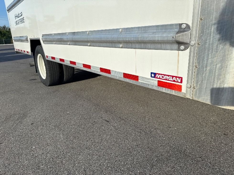 Light Duty Box Truck-Light and Medium Duty Trucks-Ford-2022-E350-Tampa-FL-103,988\n\t\tmiles-$ 30,750 - Image 13