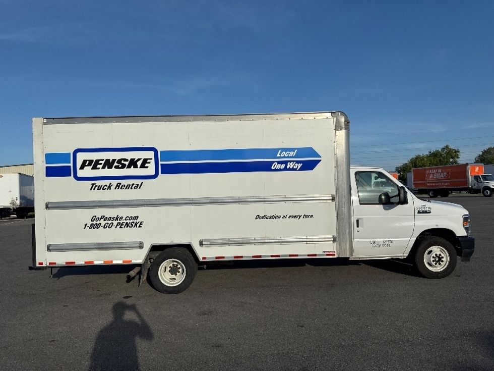 Light Duty Box Truck-Light and Medium Duty Trucks-Ford-2022-E350-Tampa-FL-103,988\n\t\tmiles-$ 30,750 - Image 14