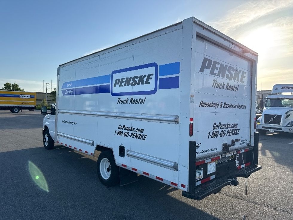 Light Duty Box Truck-Light and Medium Duty Trucks-Ford-2022-E350-Tampa-FL-103,988\n\t\tmiles-$ 30,750 - Image 5