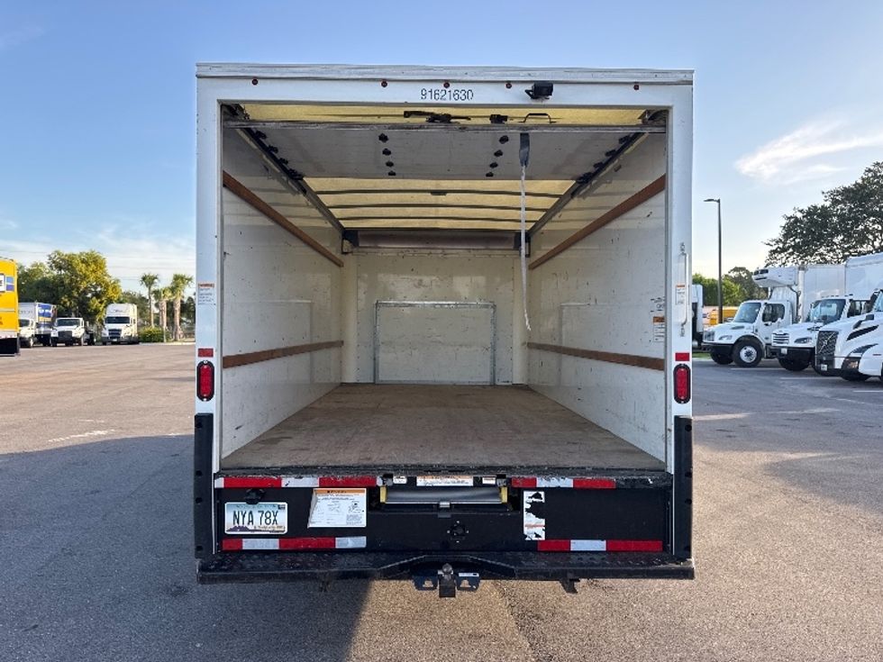 Light Duty Box Truck-Light and Medium Duty Trucks-Ford-2022-E350-Tampa-FL-103,988\n\t\tmiles-$ 30,750 - Image 8