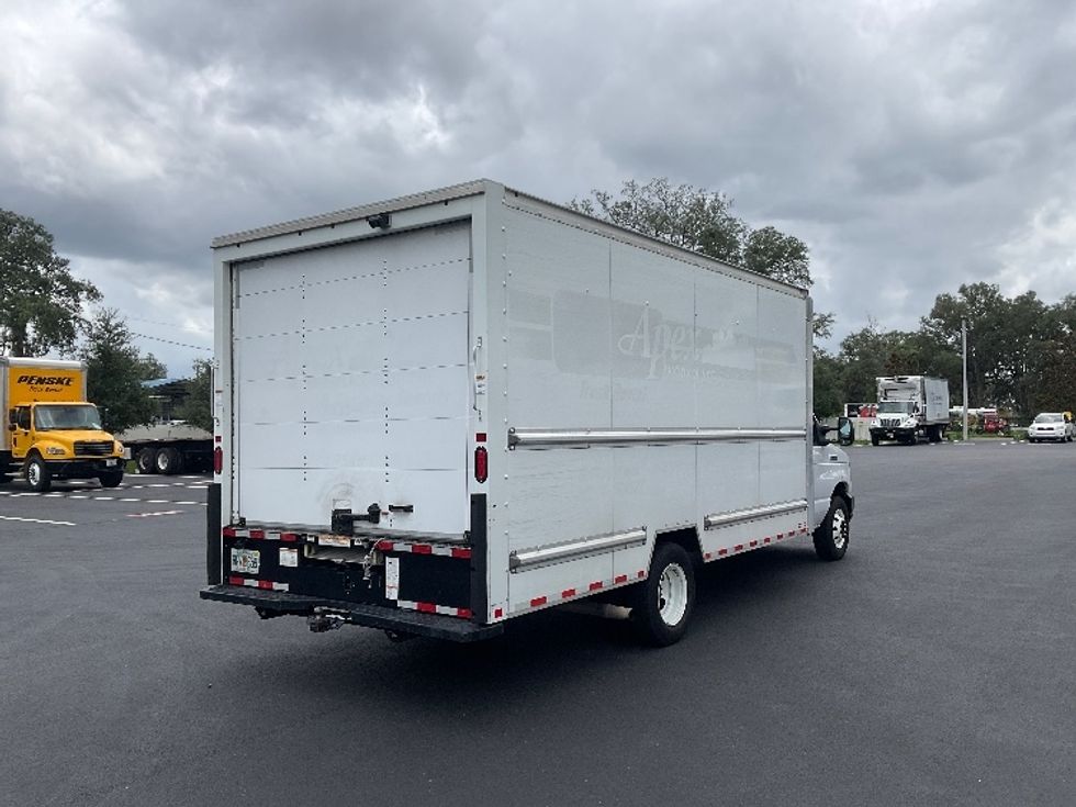 Light Duty Box Truck-Light and Medium Duty Trucks-Ford-2022-E350-Tampa-FL-110,942\n\t\tmiles-$ 28,500 - Image 13