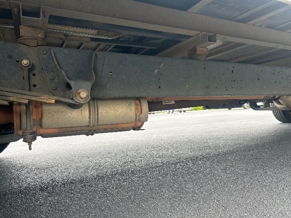Light Duty Box Truck-Light and Medium Duty Trucks-Ford-2022-E350-Tampa-FL-153,498\n\t\tmiles-$ 19,750 - Image 14