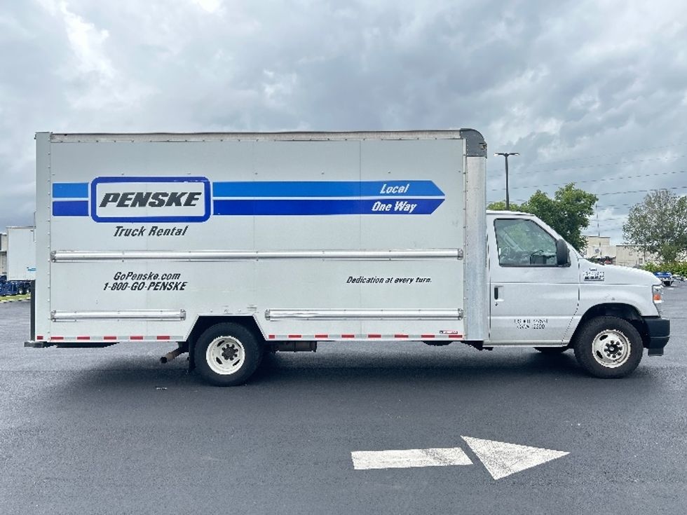 Light Duty Box Truck-Light and Medium Duty Trucks-Ford-2022-E350-Tampa-FL-153,498\n\t\tmiles-$ 19,750 - Image 15