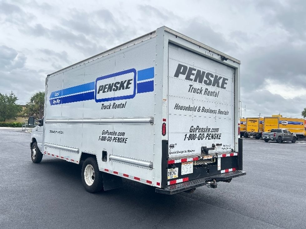Light Duty Box Truck-Light and Medium Duty Trucks-Ford-2022-E350-Tampa-FL-153,498\n\t\tmiles-$ 19,750 - Image 6