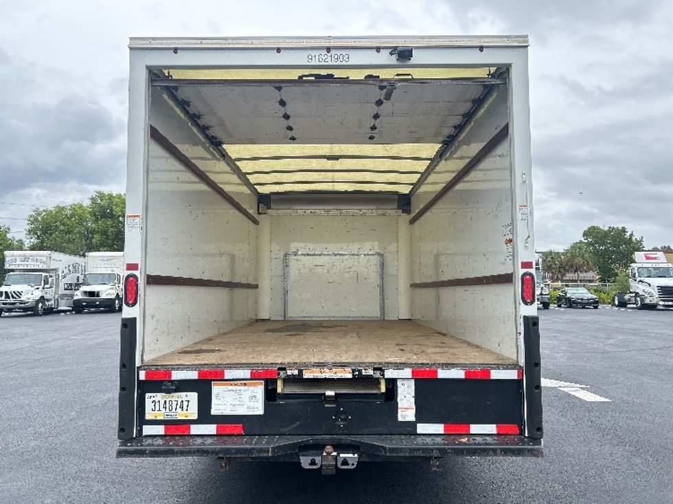 Light Duty Box Truck-Light and Medium Duty Trucks-Ford-2022-E350-Tampa-FL-153,498\n\t\tmiles-$ 19,750 - Image 8