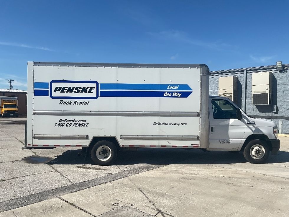 Light Duty Box Truck-Light and Medium Duty Trucks-Ford-2022-E350-Tampa-FL-164,328\n\t\tmiles-$ 19,500 - Image 15