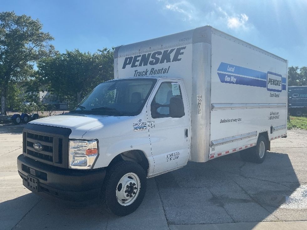 Light Duty Box Truck-Light and Medium Duty Trucks-Ford-2022-E350-Tampa-FL-164,328\n\t\tmiles-$ 19,500 - Image 3