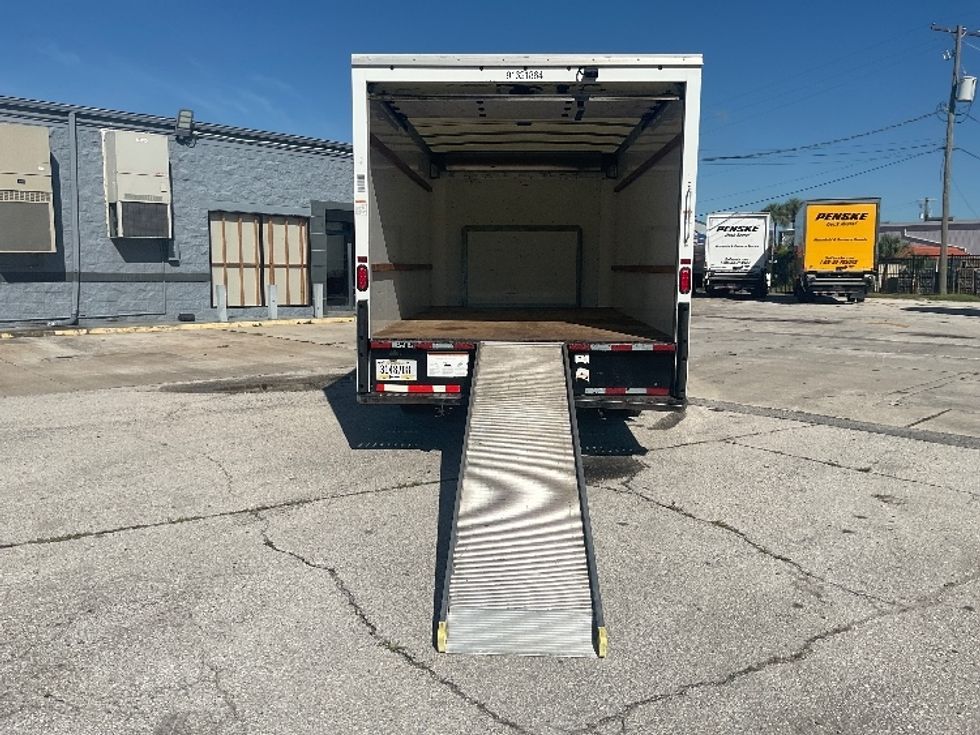 Light Duty Box Truck-Light and Medium Duty Trucks-Ford-2022-E350-Tampa-FL-164,328\n\t\tmiles-$ 19,500 - Image 9