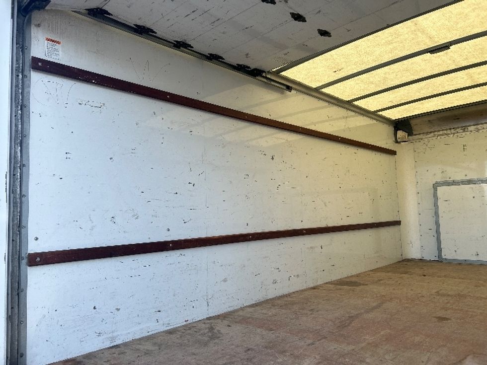 Light Duty Box Truck-Light and Medium Duty Trucks-Ford-2022-E350-Tampa-FL-166,239\n\t\tmiles-$ 19,250 - Image 11