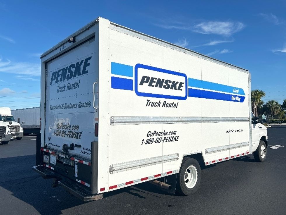 Light Duty Box Truck-Light and Medium Duty Trucks-Ford-2022-E350-Tampa-FL-166,239\n\t\tmiles-$ 19,250 - Image 13