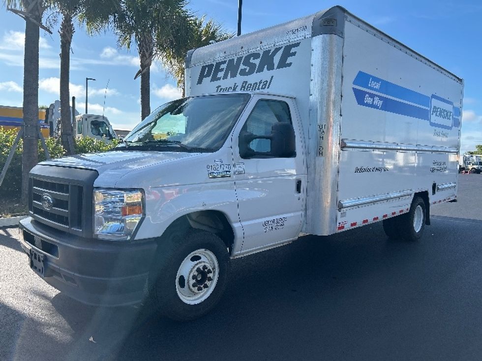Light Duty Box Truck-Light and Medium Duty Trucks-Ford-2022-E350-Tampa-FL-166,239\n\t\tmiles-$ 19,250 - Image 3