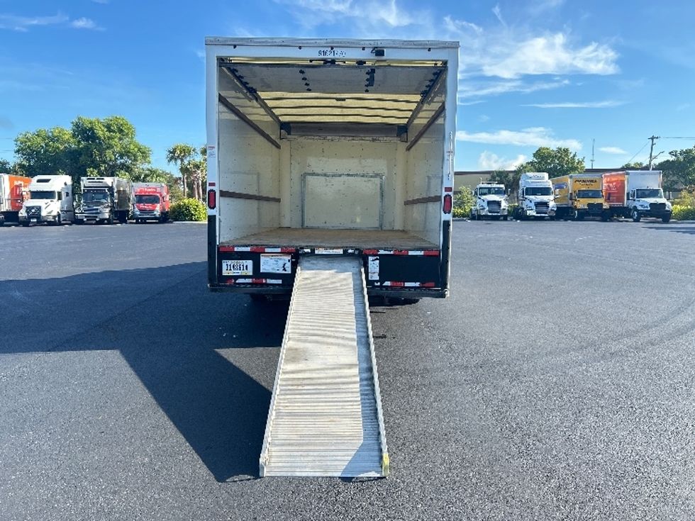 Light Duty Box Truck-Light and Medium Duty Trucks-Ford-2022-E350-Tampa-FL-166,239\n\t\tmiles-$ 19,250 - Image 9