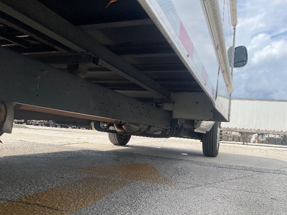 Light Duty Box Truck-Light and Medium Duty Trucks-Ford-2022-E350-Tampa-FL-190,055\n\t\tmiles-$ 17,500 - Image 14