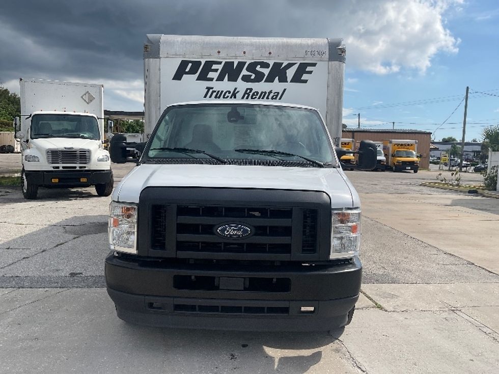 Light Duty Box Truck-Light and Medium Duty Trucks-Ford-2022-E350-Tampa-FL-190,055\n\t\tmiles-$ 17,500 - Image 2
